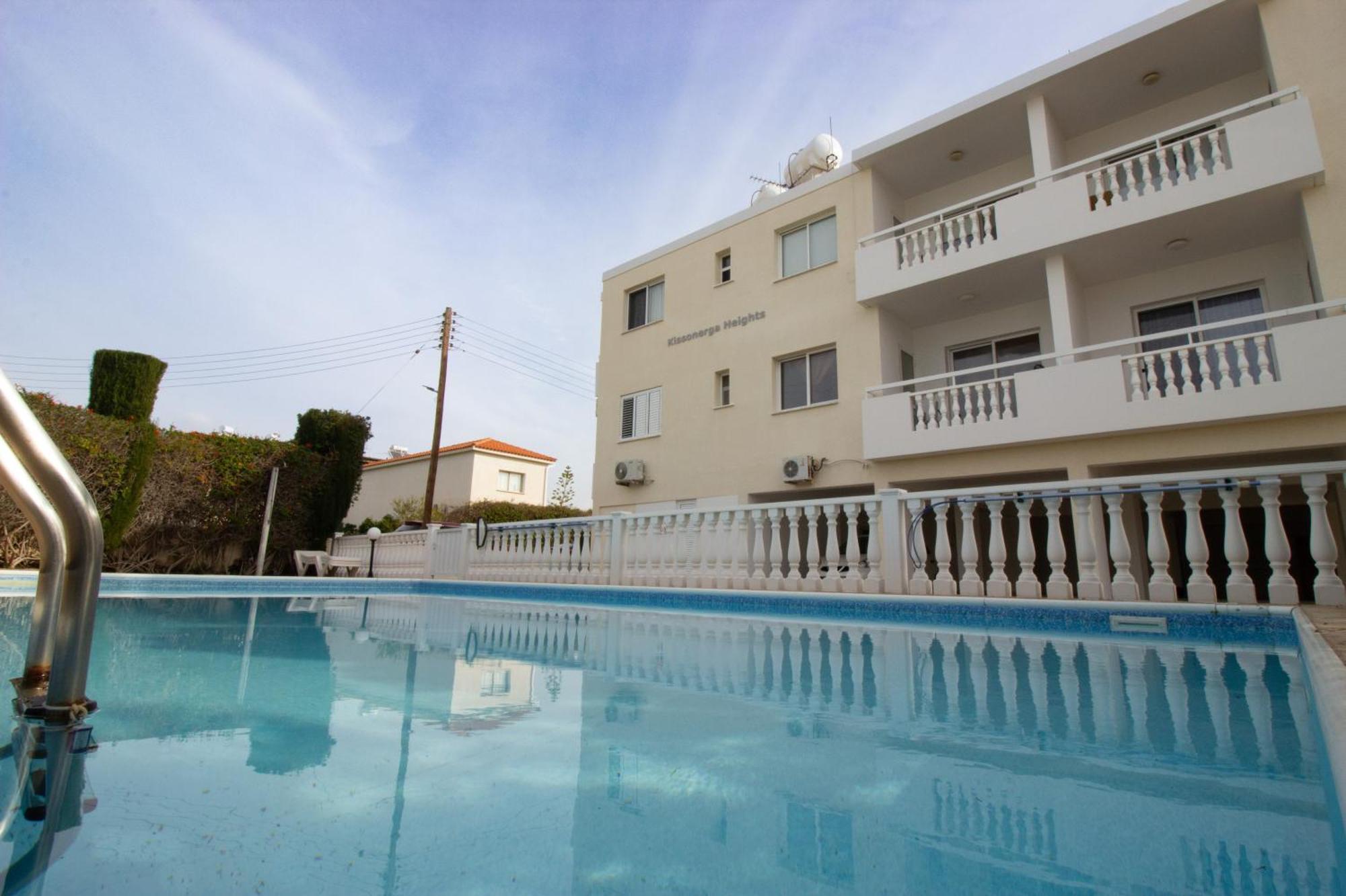 Golden Sunset Apartment Kissonerga Exterior photo