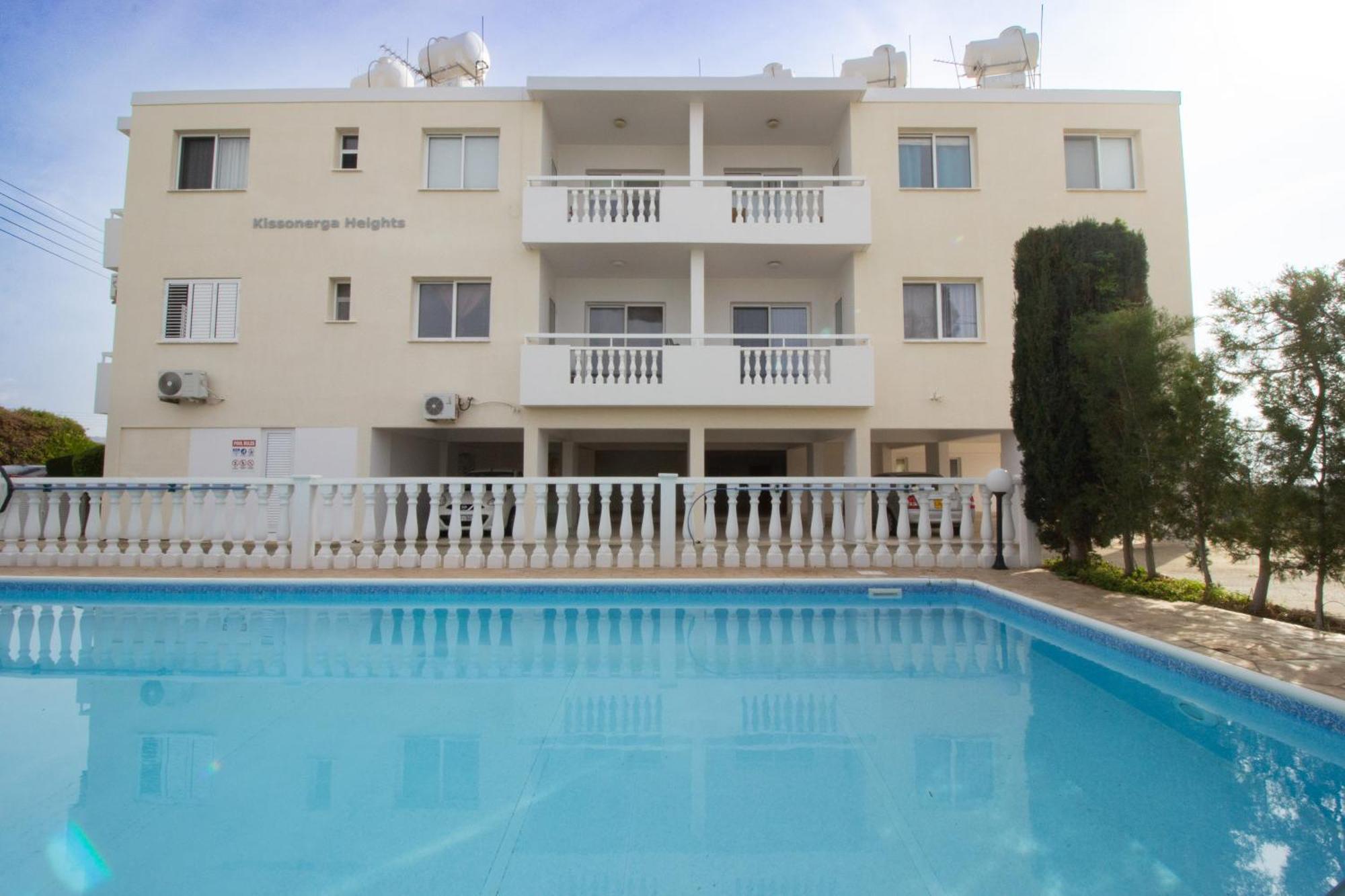Golden Sunset Apartment Kissonerga Exterior photo