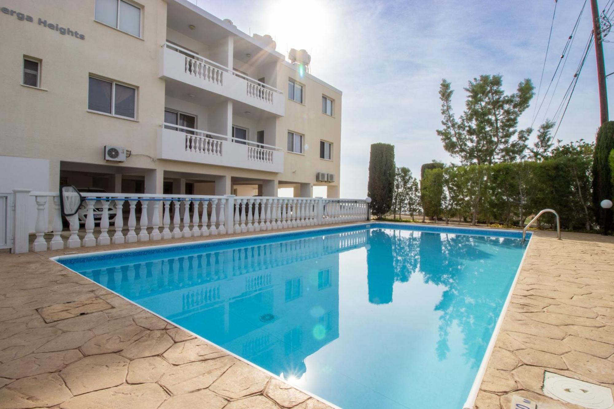 Golden Sunset Apartment Kissonerga Exterior photo